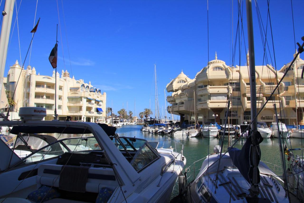 Tamarindos 30M De La Plage Apartment Benalmadena Exterior photo